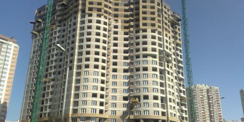 Плюсы и минусы квартир в монолитных домах